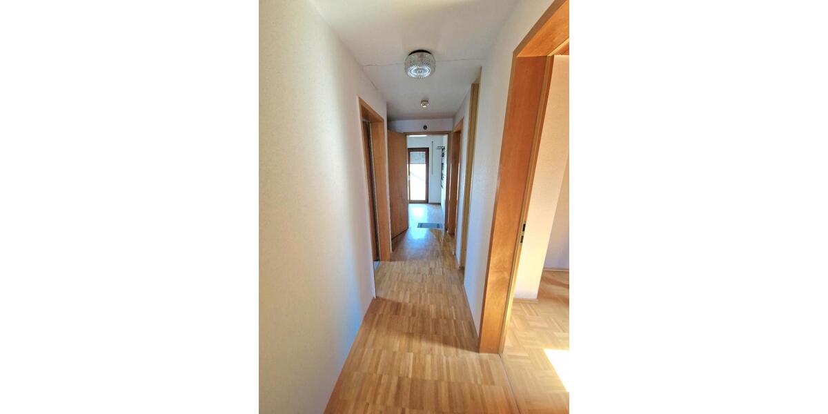 Dachgeschoßwohnung Heilbronn - 3 Zimmer, 65 m&sup2;, 900&euro; | Angebot:25842339