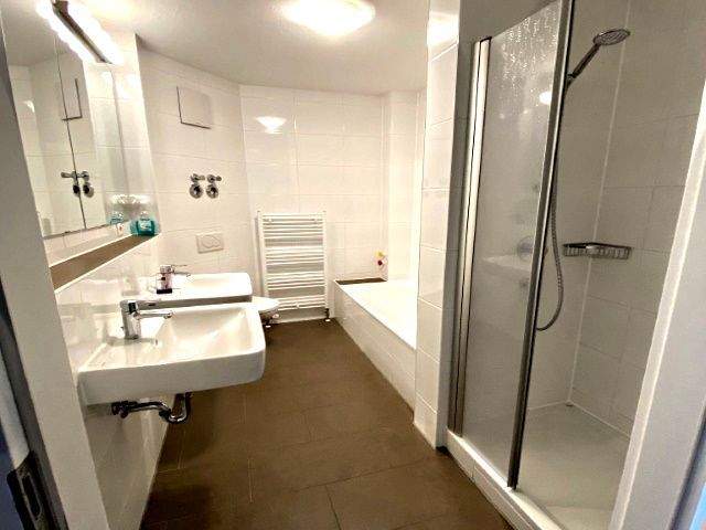 Etagenwohnung Stuttgart Weilimdorf - 4 Zimmer, 106 m&sup2;, 1.600&euro; | Angebot:25708291