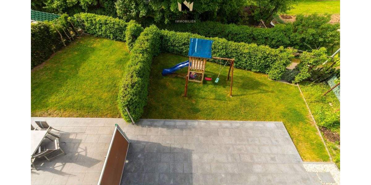 Doppelhaushälfte Stuttgart-Zazenhausen Zuffenhausen - 8 Zimmer, 154 m&sup2;, 849.000&euro; | Angebot:25671700