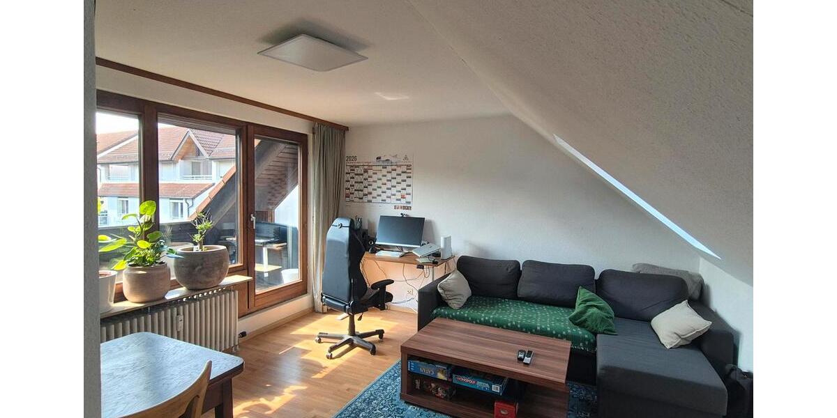 Dachgeschoßwohnung Stuttgart Zuffenhausen - 1.5 Zimmer, 43 m&sup2;, 1.050&euro; | Angebot:26224749