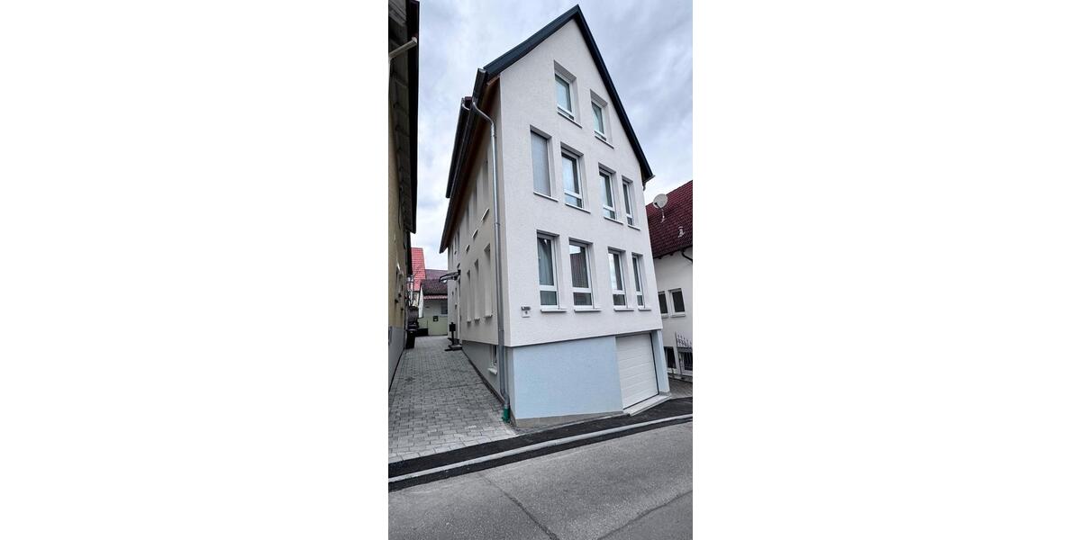 Etagenwohnung Böblingen Dagersheim - 3 Zimmer, 70 m&sup2;, 1.200&euro; | Angebot:27545196