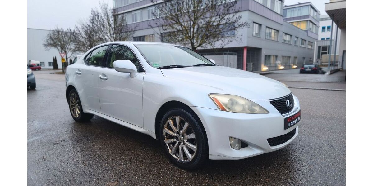 Lexus IS 250 240.200 km 5.999 &euro; Fellbach 70736