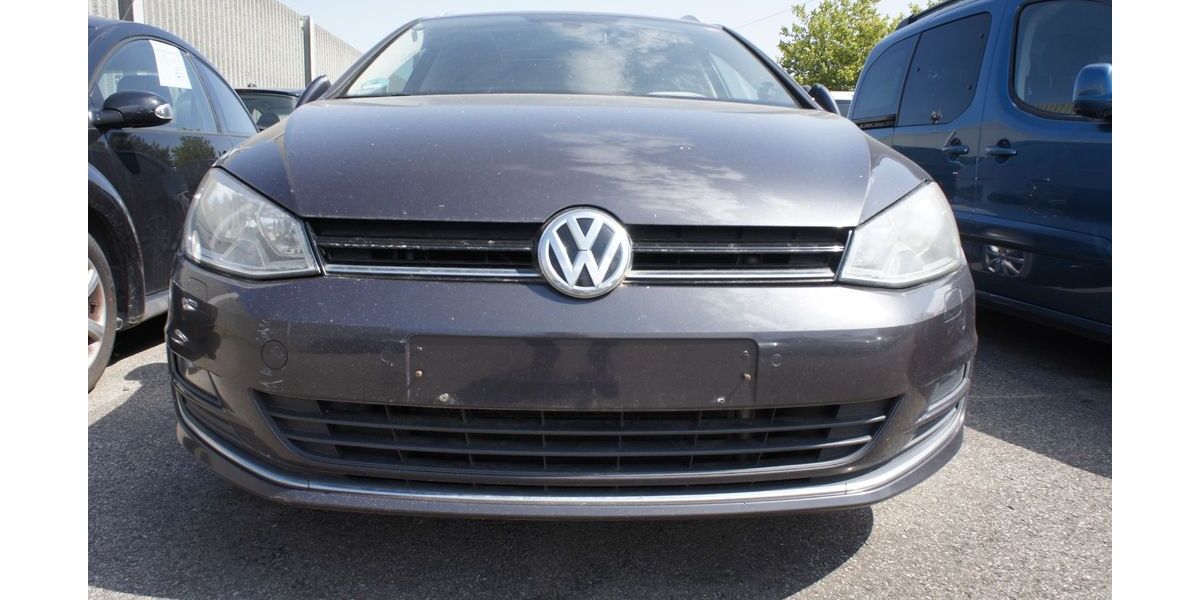 VW Golf 220.000 km 9.900 &euro; Sindelfingen 71065