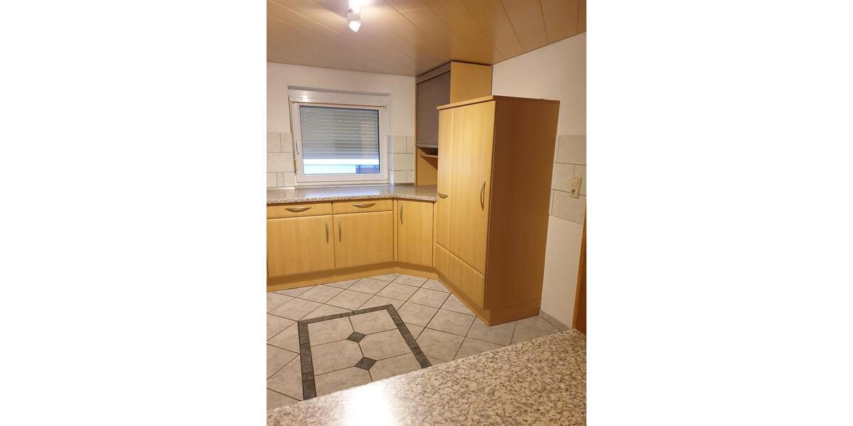 Doppelhaushälfte Brackenheim - 4 Zimmer, 148 m&sup2;, 310.000&euro; | Angebot:27202309