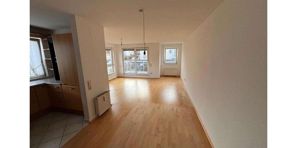 Etagenwohnung Gerlingen - 3.5 Zimmer, 72 m&sup2;, 1.080&euro; | Angebot:25842263