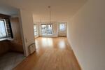 Etagenwohnung Gerlingen - 3.5 Zimmer, 72 m&sup2;, 1.080&euro; | Angebot:25842263