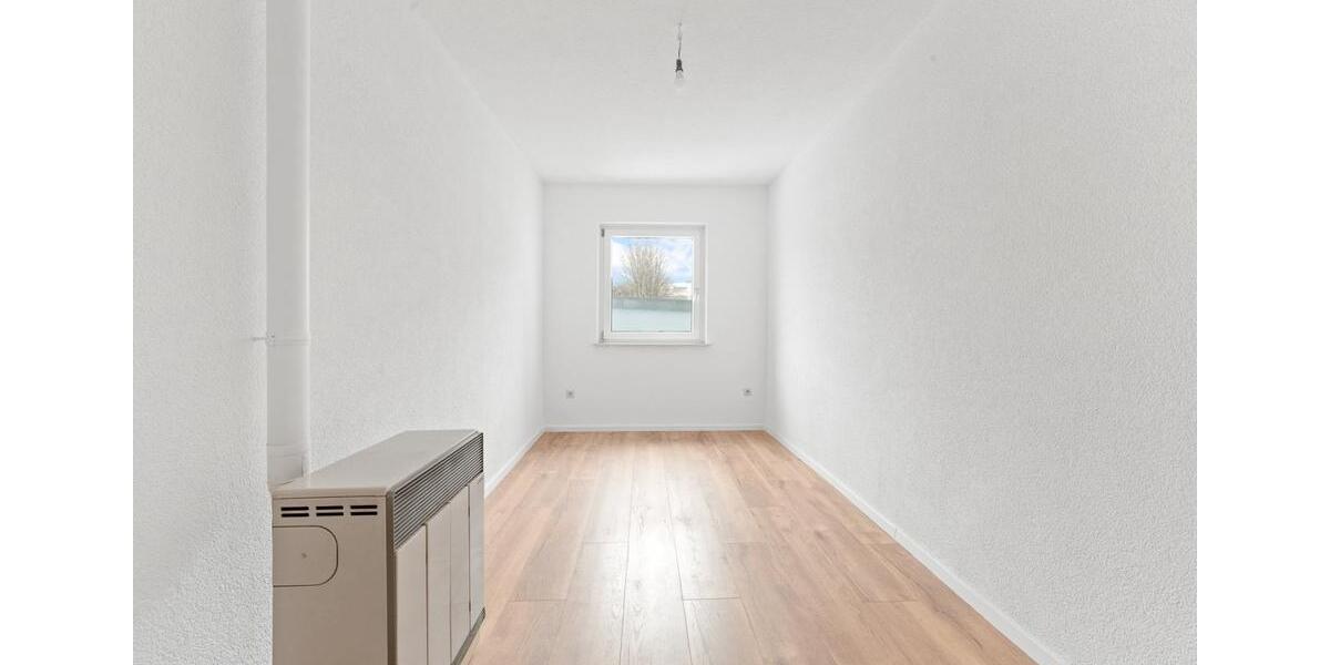 Erdgeschoßwohnung Stuttgart Bad Cannstatt - 3 Zimmer, 77 m&sup2;, 1.350&euro; | Angebot:25830034