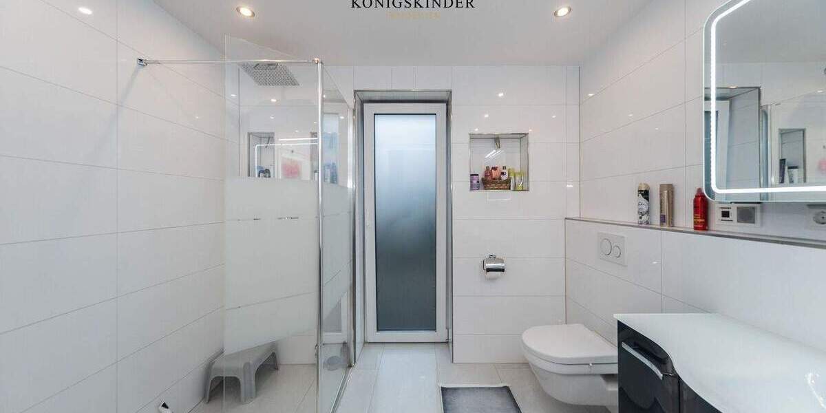 Einfamilienhaus Nordheim - 6 Zimmer, 202 m&sup2;, 990.000&euro; | Angebot:25680024