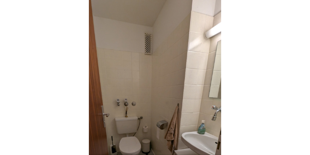 Etagenwohnung Esslingen am Neckar - 35 Zimmer, 86 m&sup2;, 1.950&euro; | Angebot:24838081