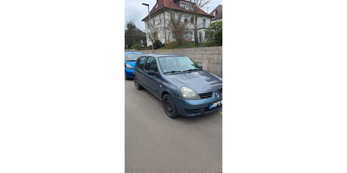 Renault Clio 109.000 km 700 &euro; Stuttgart 70597