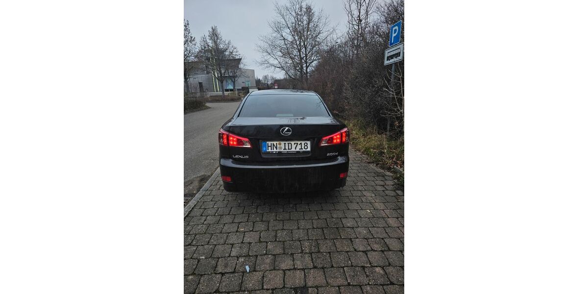 Lexus IS 200 270.000 km 8.999 &euro; Brackenheim 74336