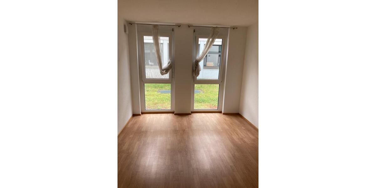 Erdgeschoßwohnung Ludwigsburg Eglosheim - 2 Zimmer, 52 m&sup2;, 900&euro; | Angebot:25962617