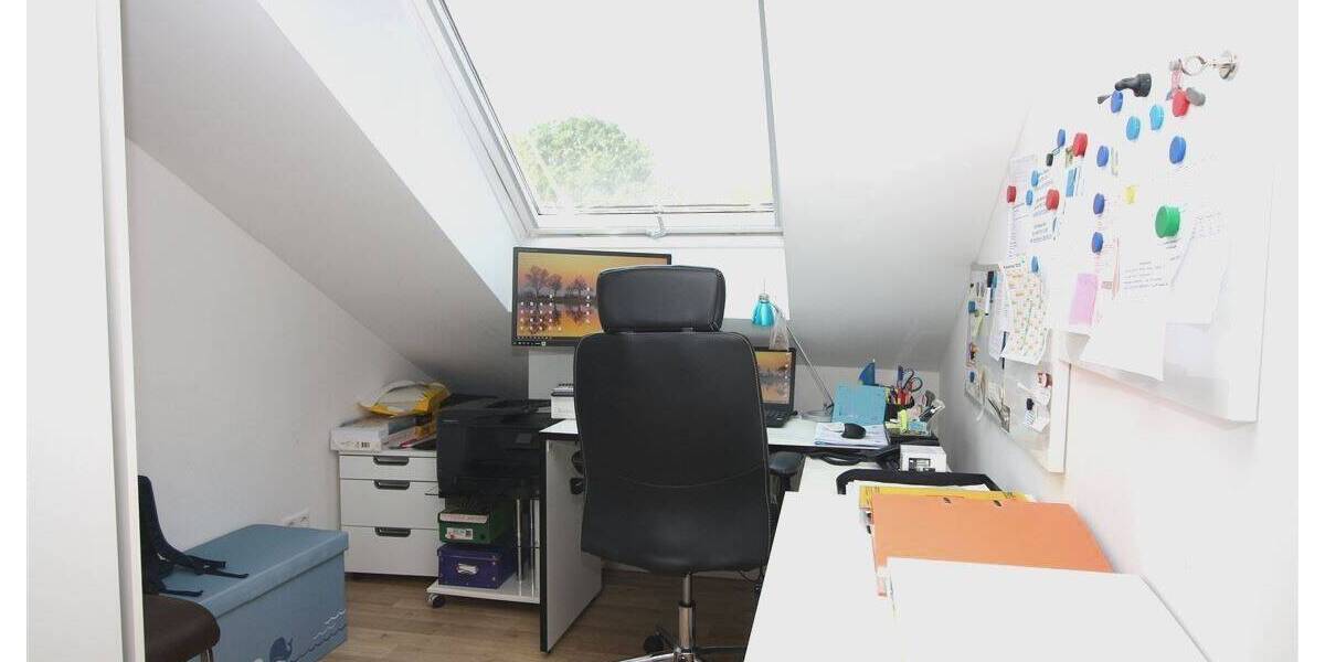 Etagenwohnung Stuttgart Dürrlewang - 4 Zimmer, 86 m&sup2;, 499.000&euro; | Angebot:25740383