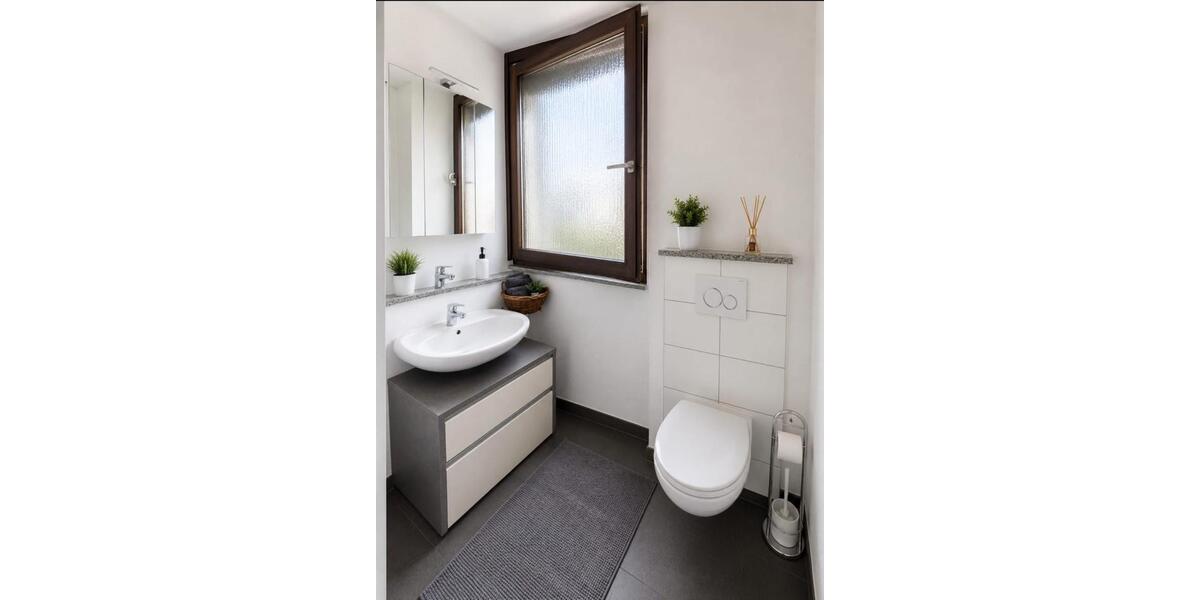 Etagenwohnung Esslingen am Neckar Pliensauvorstadt - 1 Zimmer, 34 m&sup2;, 149.900&euro; | Angebot:26957447