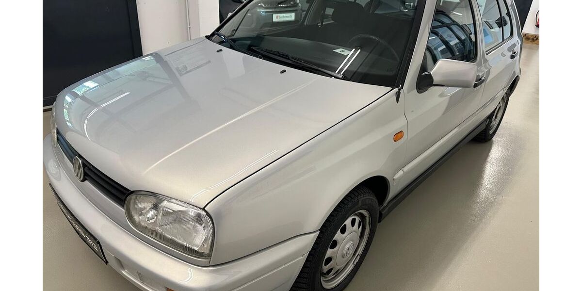 VW Golf 90.426 km 6.990 &euro; LEONBERG 71229