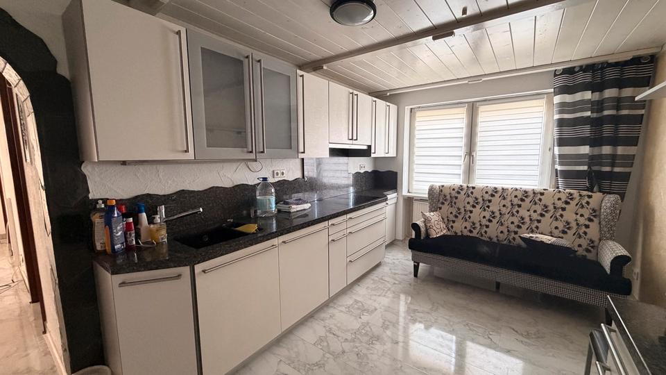Etagenwohnung Böblingen Dagersheim - 3 Zimmer, 75 m&sup2;, 1.200&euro; | Angebot:27549974