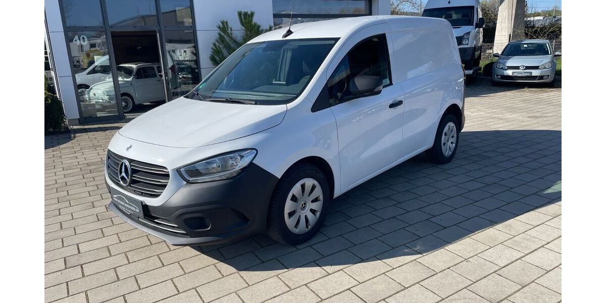 Mercedes-Benz Citan 52.117 km 15.999 &euro; Urbach (30km östlich von Stuttgart) 73660