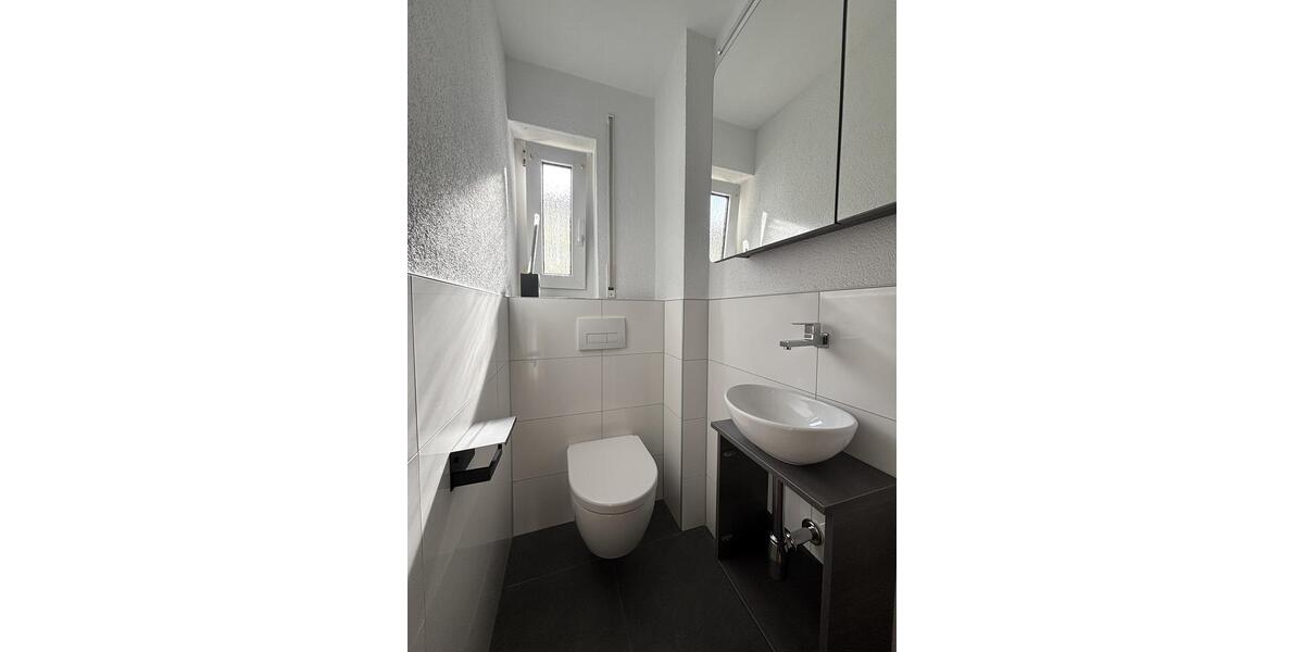 Etagenwohnung Ludwigsburg Hoheneck - 5.5 Zimmer, 135 m&sup2;, 1.650&euro; | Angebot:26477081