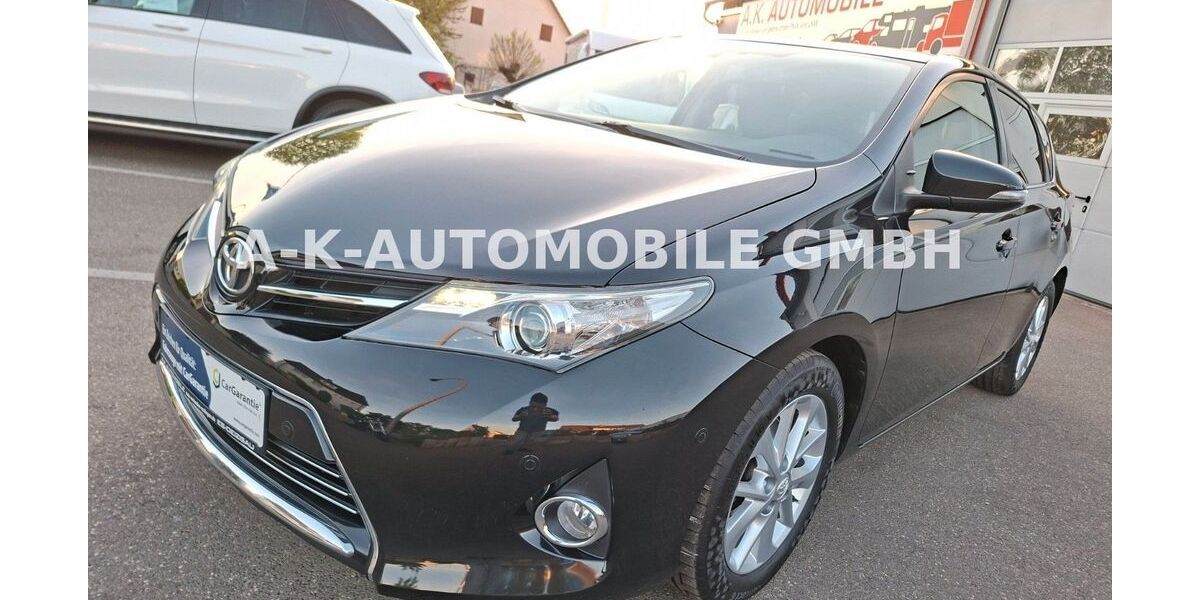 Toyota Auris 58.499 km 13.499 &euro; Deizisau 73779