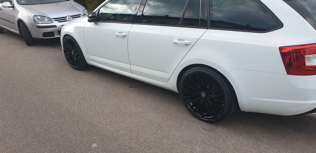 Skoda Octavia 194.600 km 10.399 &euro; Stuttgart 70437