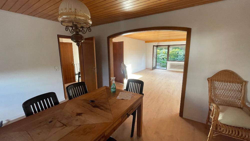 Mehrfamilienhaus, Wohnhaus Weil der Stadt - 6 Zimmer, 132 m&sup2;, 2.300&euro; | Angebot:25690065