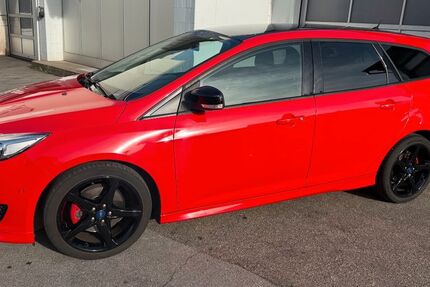 Ford Focus 125.350 km 9.700 &euro; Ditzingen 71254