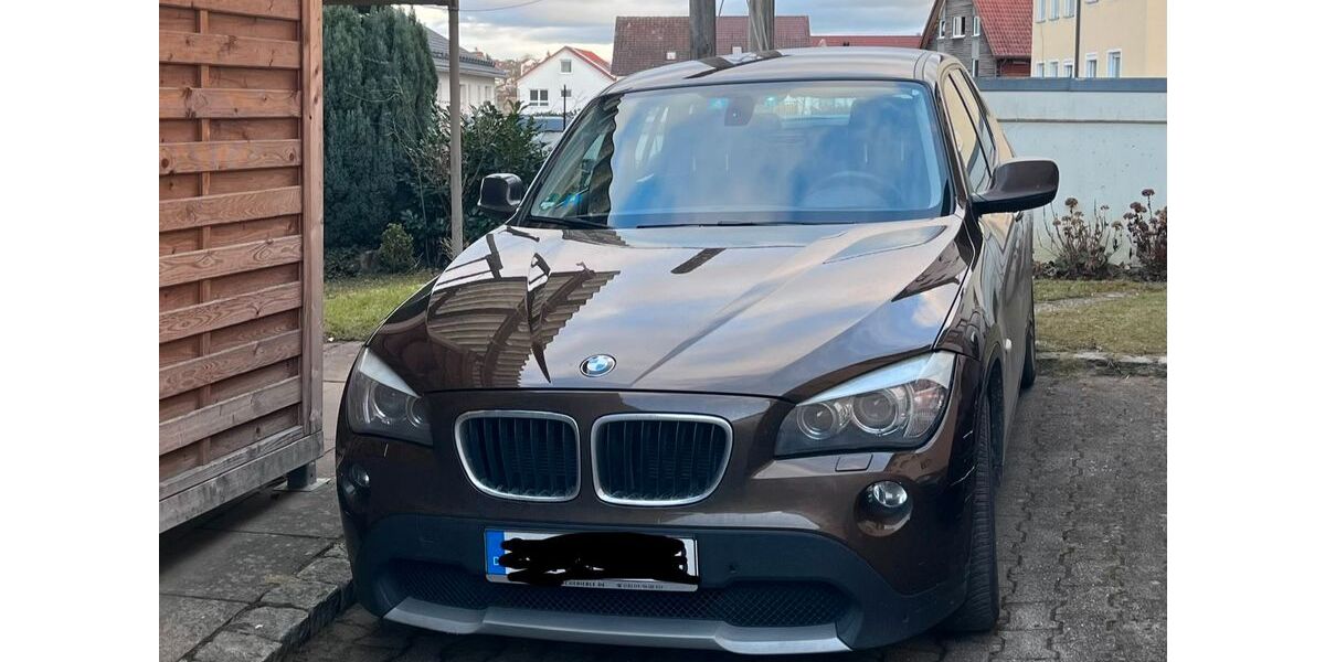 BMW X1 175.000 km 9.100 &euro; Stuttgart 70599