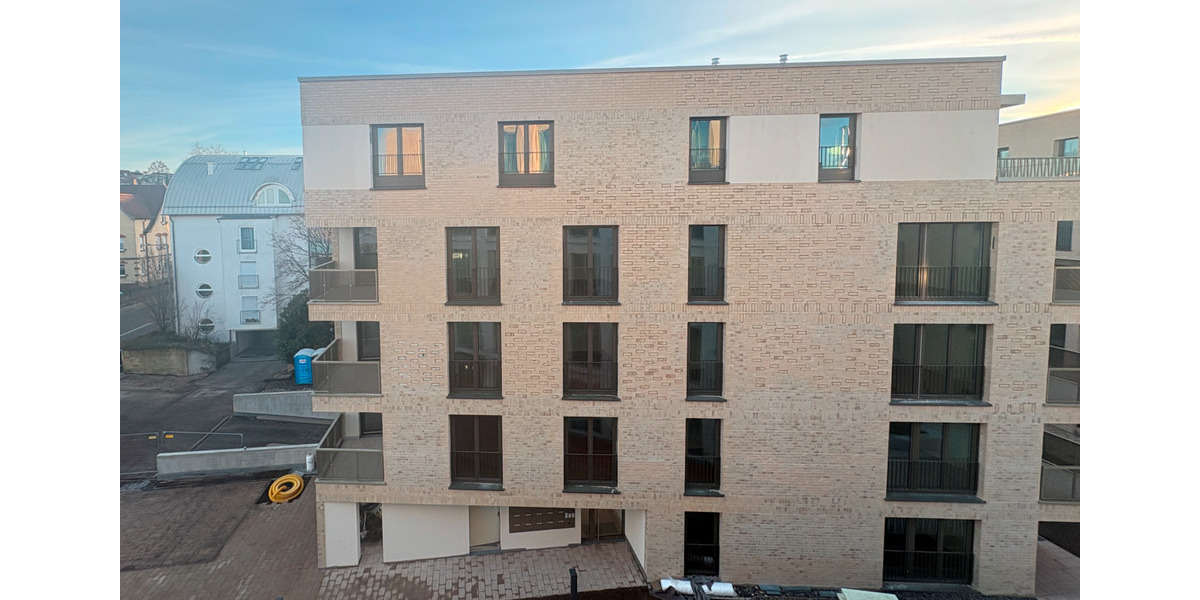 Etagenwohnung Leonberg - 3 Zimmer, 78 m&sup2;, 1.445&euro; | Angebot:23712511