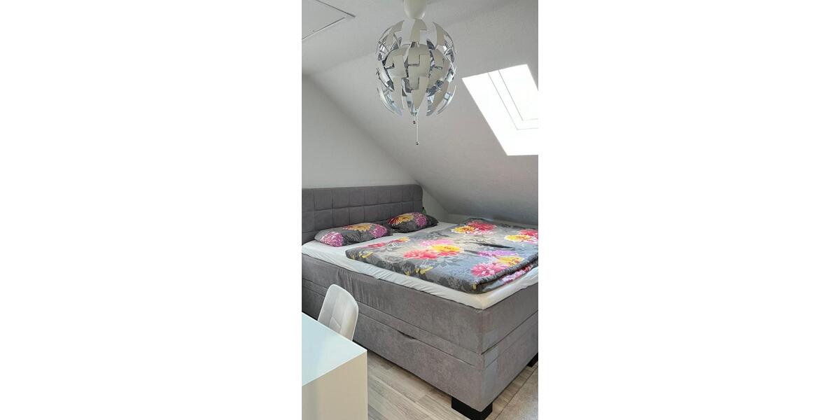 Dachgeschoßwohnung Heilbronn Böckingen - 2.5 Zimmer, 50 m&sup2;, 1.000&euro; | Angebot:27577615