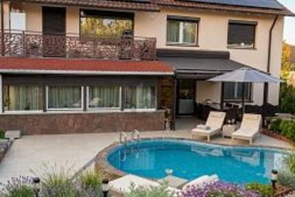 MODERNISIERT FÜR MEHRGENERATIONEN - Haus Magstadt | Angebot:25513902