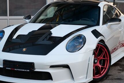 Porsche 992 4.445 km 259.800 &euro; Gerlingen 70839