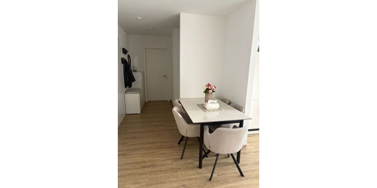 Moderne 2-Zimmerwohnung mit Küche & Fußbodenheizung in zentraler Lage - Etagenwohnung Plochingen | Angebot:27545225