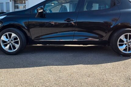 Renault Clio 81.167 km 6.400 &euro; Großerlach 71577