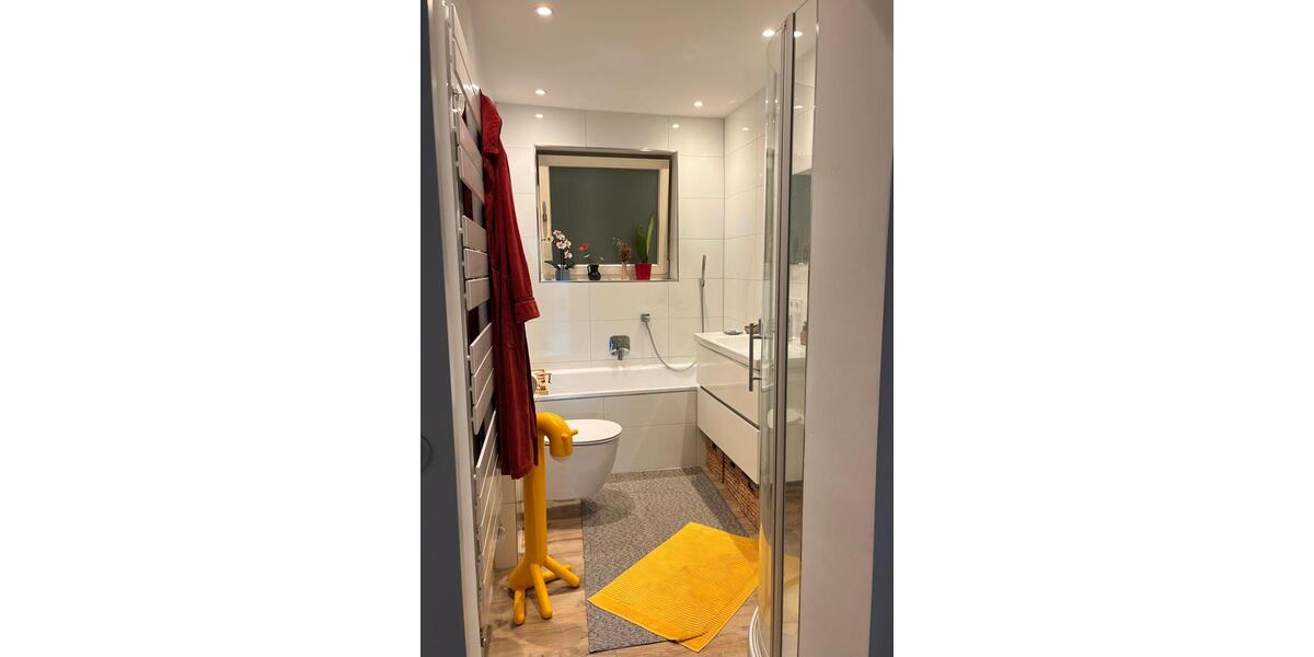 Erdgeschoßwohnung Stuttgart Bopser - 3 Zimmer, 72 m&sup2;, 1.200&euro; | Angebot:27597158