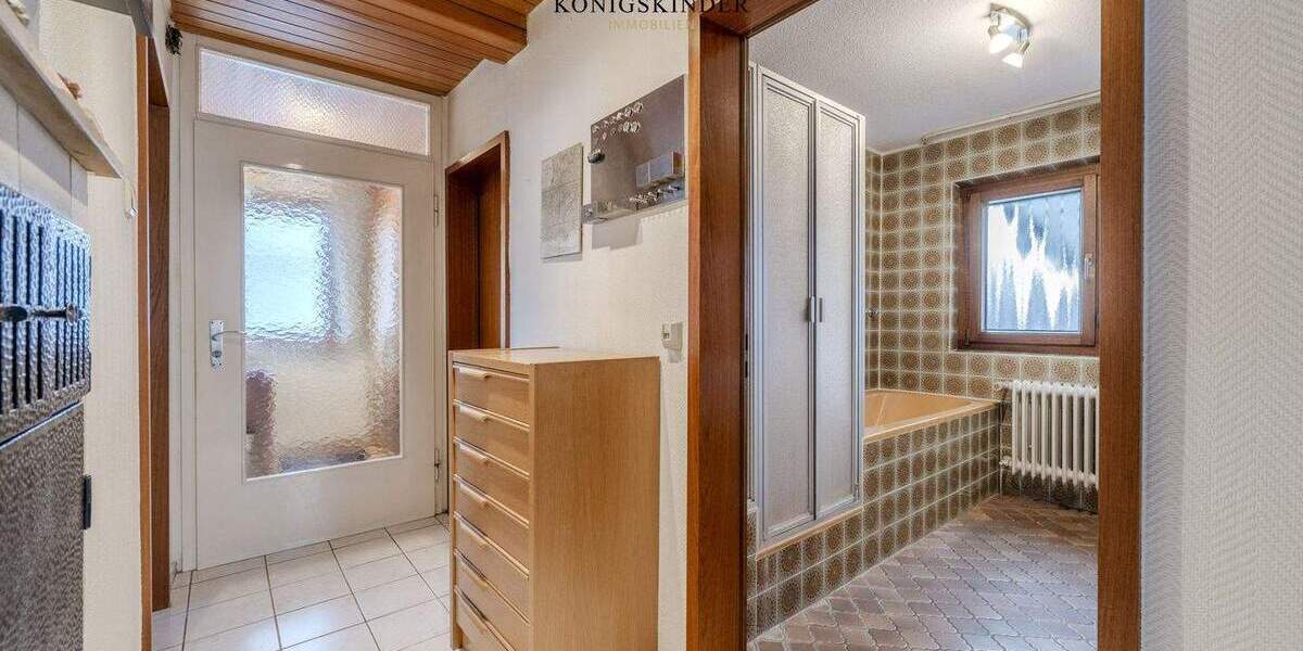 Mehrfamilienhaus, Wohnhaus Reichenbach an der Fils - 7 Zimmer, 141 m&sup2;, 399.000&euro; | Angebot:25671730