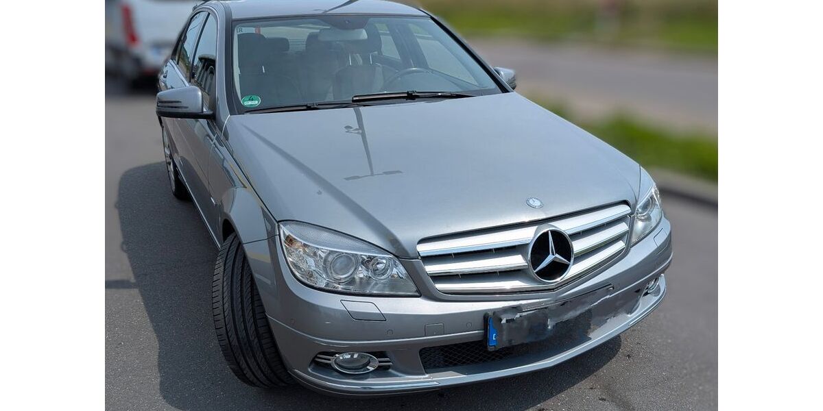 Mercedes-Benz C 200 215.000 km 8.300 &euro; Leutenbach 71397