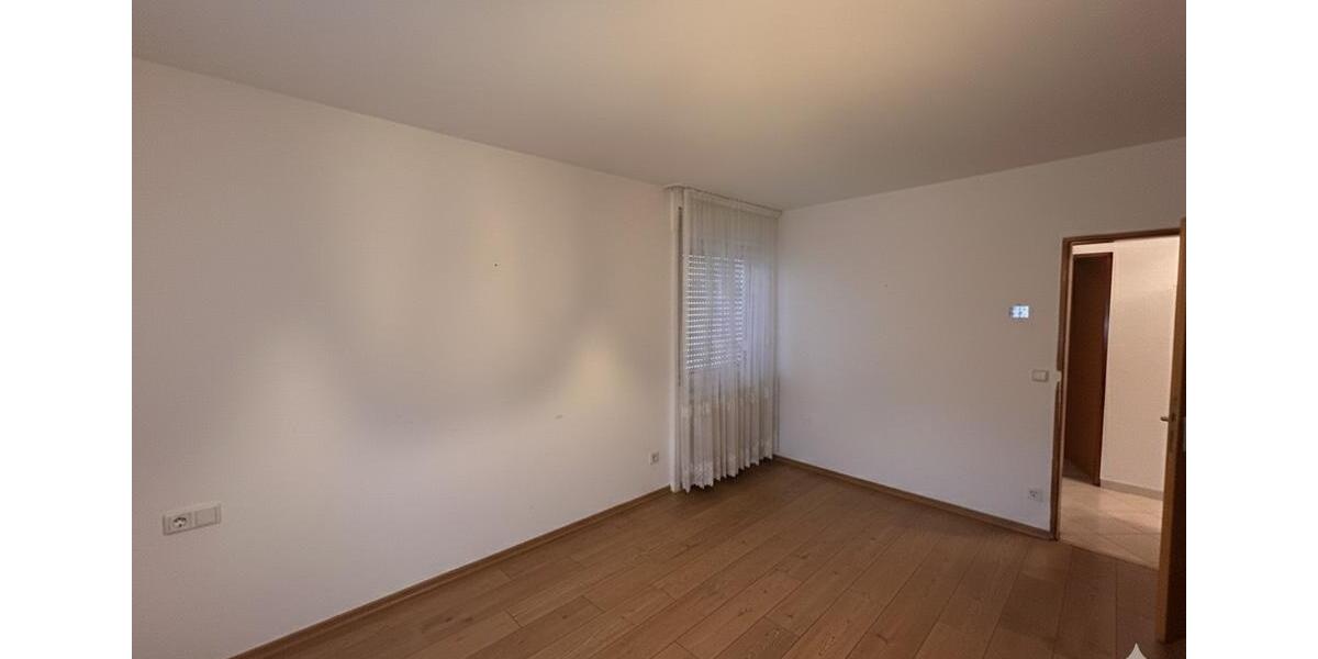 Etagenwohnung Wendlingen am Neckar - 4.5 Zimmer, 104 m&sup2;, 398.000&euro; | Angebot:27195194