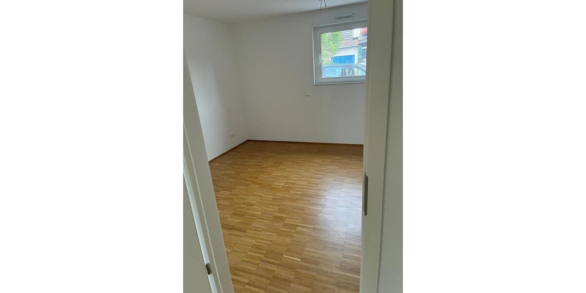 Erdgeschoßwohnung Winnenden - 2 Zimmer, 64 m&sup2;, 1.180&euro; | Angebot:27553692