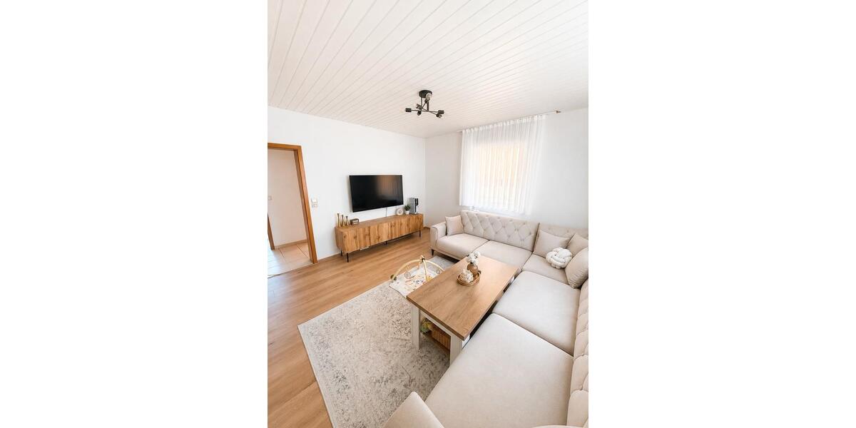 Erdgeschoßwohnung Esslingen am Neckar - 3 Zimmer, 55 m&sup2;, 195.000&euro; | Angebot:27211374