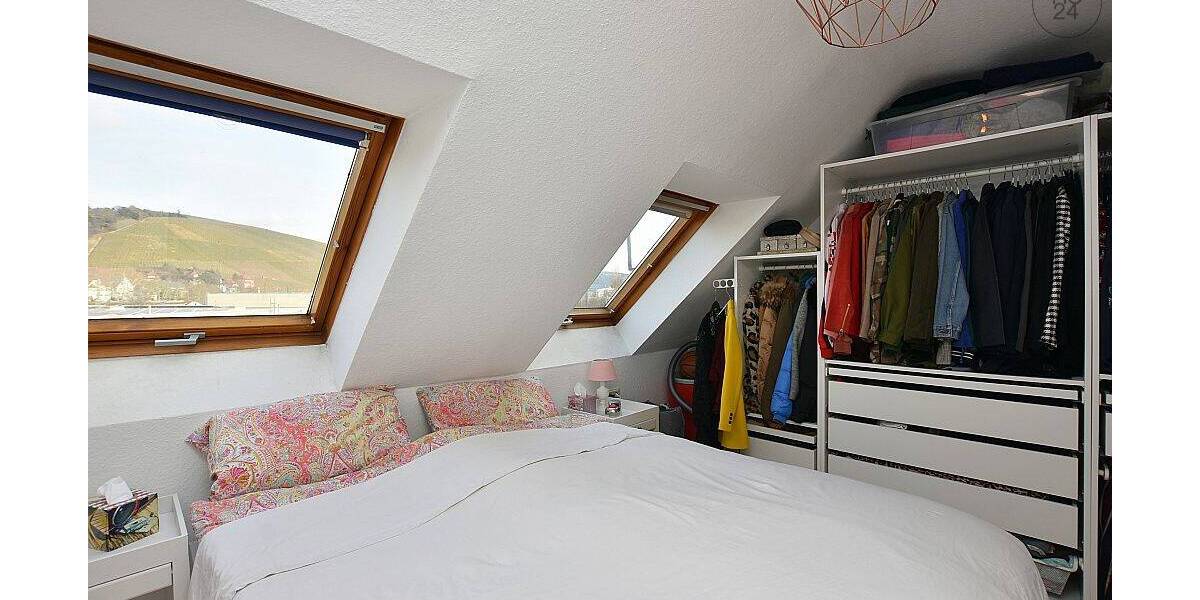 Etagenwohnung Stuttgart Untertürkheim - 2 Zimmer, 70 m&sup2;, 1.390&euro; | Angebot:26627287