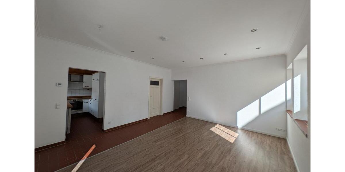 Etagenwohnung Mönsheim - 3 Zimmer, 77 m&sup2;, 855&euro; | Angebot:25158595