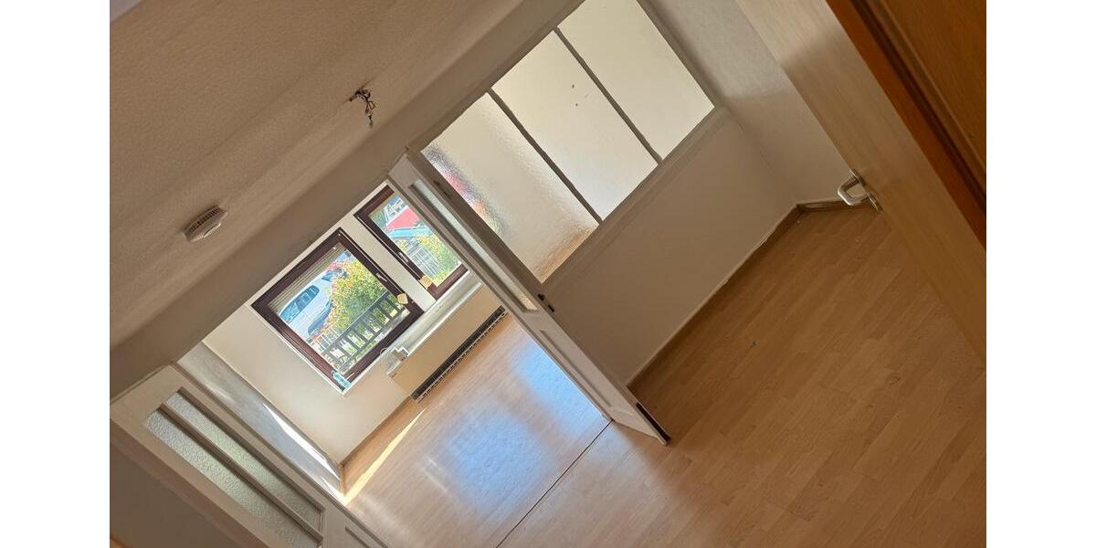 Etagenwohnung Esslingen am Neckar Oberesslingen - 1.5 Zimmer, 38 m&sup2;, 550&euro; | Angebot:26699902