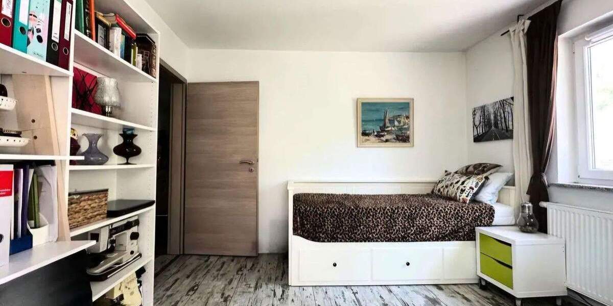 Einfamilienhaus Brackenheim - 7 Zimmer, 155 m&sup2;, 535.000&euro; | Angebot:25657552