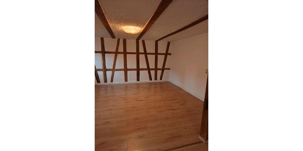 Etagenwohnung Weil der Stadt - 4 Zimmer, 110 m&sup2;, 1.800&euro; | Angebot:26393617