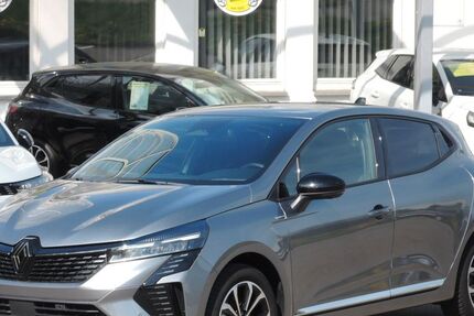 Renault Clio 11.325 km 21.480 &euro; Fellbach-Schmiden (bei Stuttgart) 70736