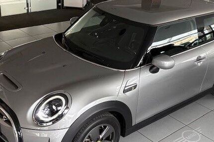Mini Cooper SE 32.900 km 15.830 &euro; Kornwestheim 70806