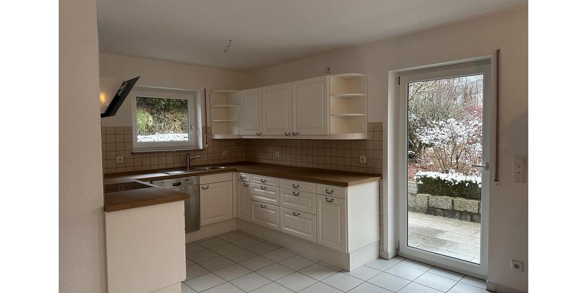 Erdgeschoßwohnung Berglen - 2.5 Zimmer, 85 m&sup2;, 950&euro; | Angebot:25404949