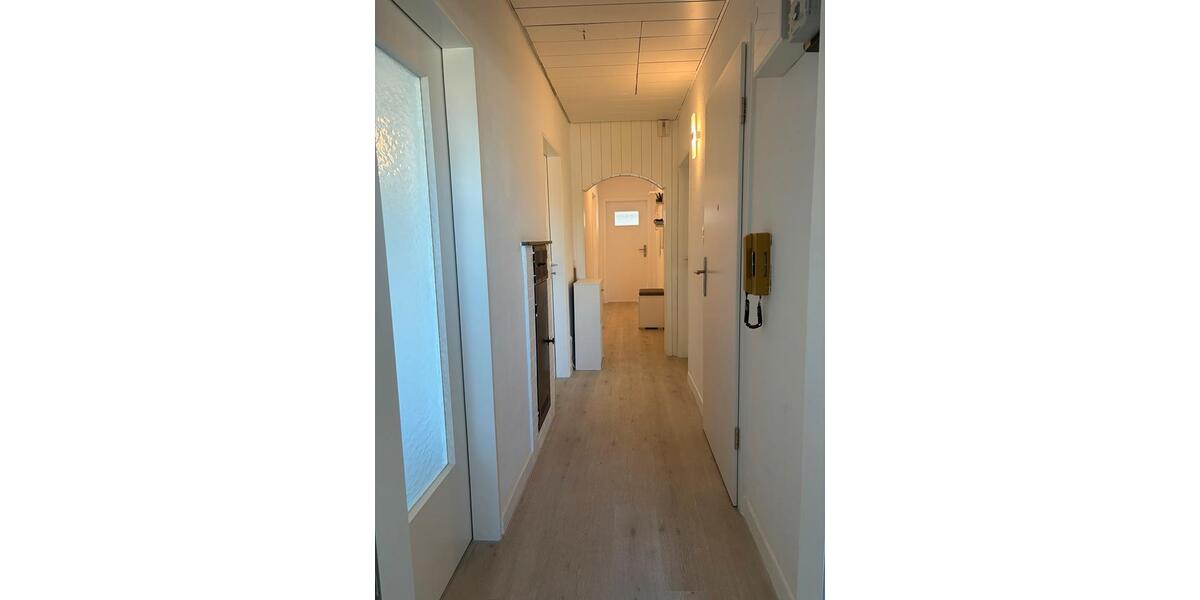 Dachgeschoßwohnung Leinfelden-Echterdingen Echterdingen - 5 Zimmer, 77 m&sup2;, 1.590&euro; | Angebot:27545343