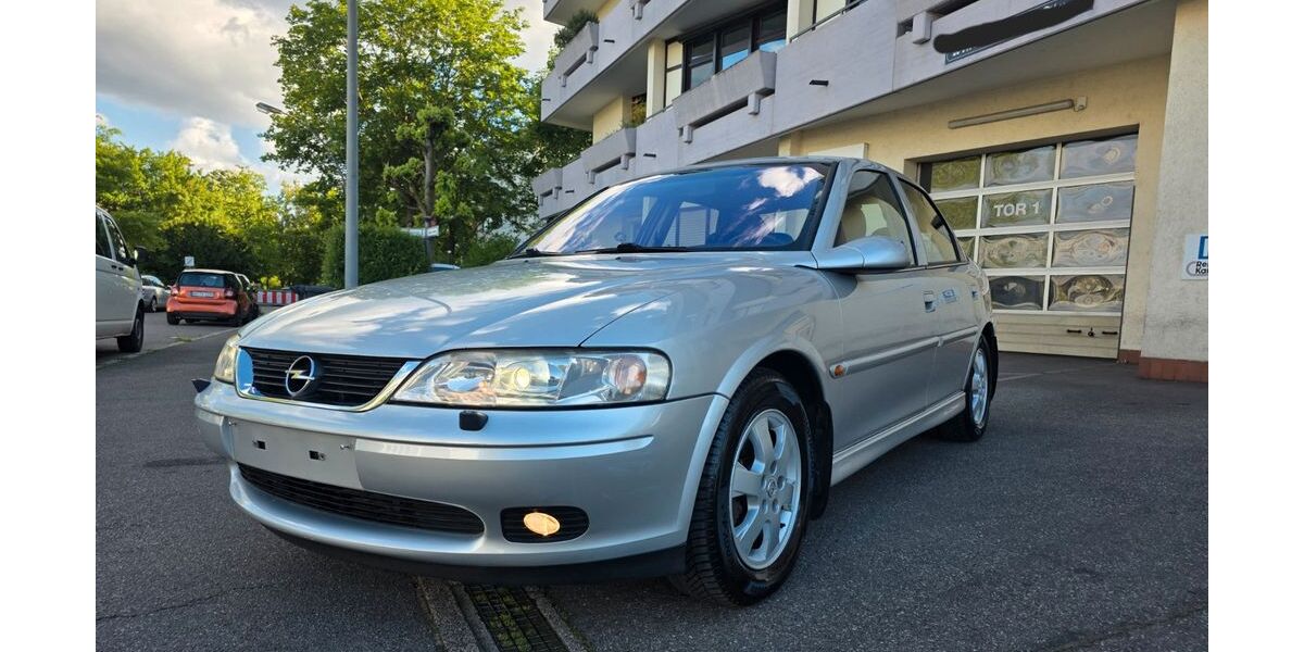 Opel Vectra 89.816 km 1.600 &euro; Fellbach 70736