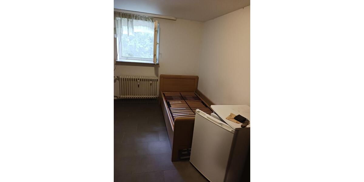 Etagenwohnung Renningen - 1 Zimmer, 25 m&sup2;, 390&euro; | Angebot:26091638